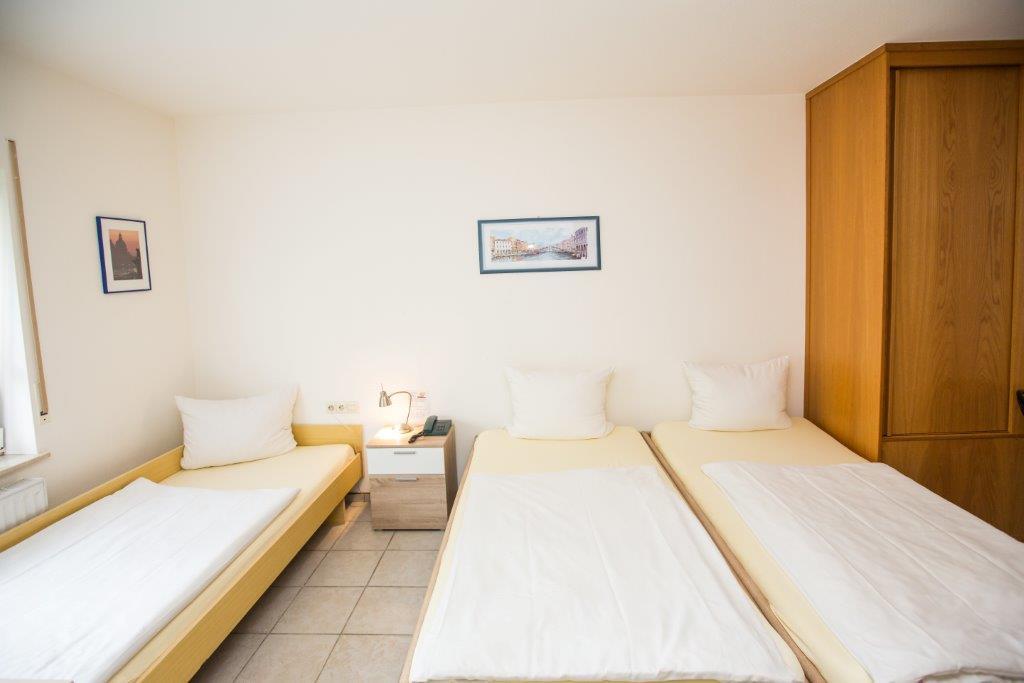 Hotel Pizzeria Venezia Sohren Eksteriør billede