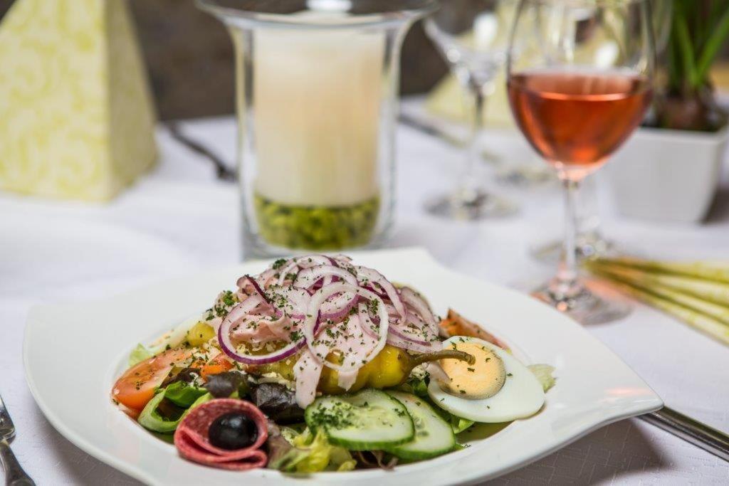Hotel Pizzeria Venezia Sohren Eksteriør billede